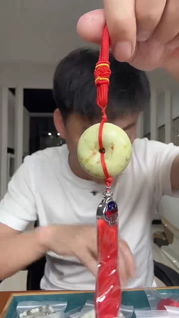 未镶嵌岫玉其它多样性发货一件
