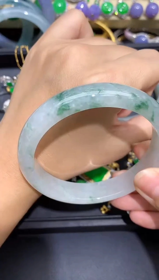 未镶嵌手镯翡翠678-春日珠宝