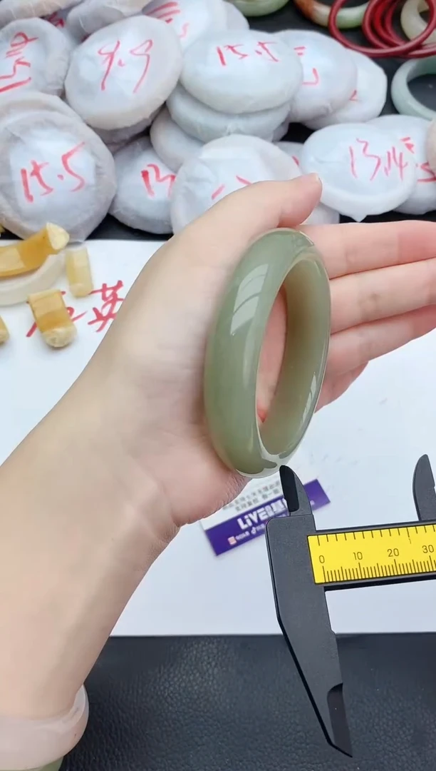未镶嵌手镯石英质玉311+55/56