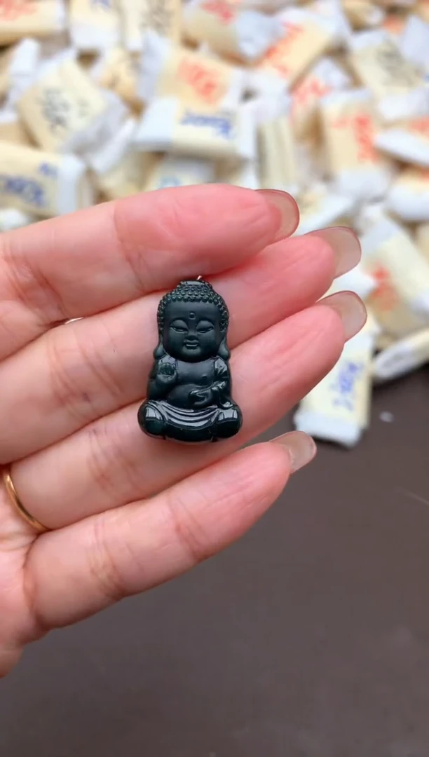 【闪购商品】翡翠挂件未镶嵌一