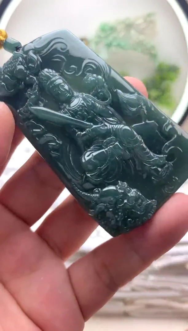 颈饰未镶嵌翡翠文殊