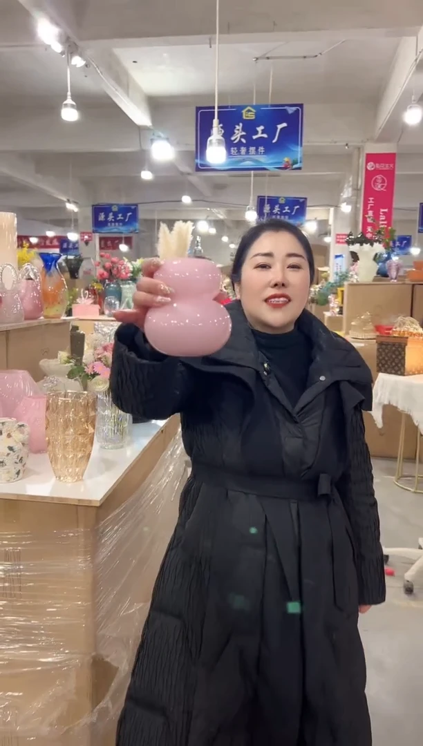 【闪购商品】玻璃花伴你花瓶-微瑕-Q8RHO