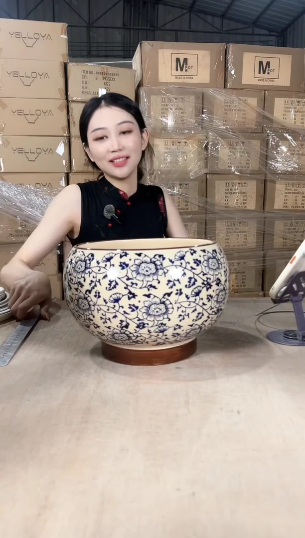 圆球青花瓷大号22x18