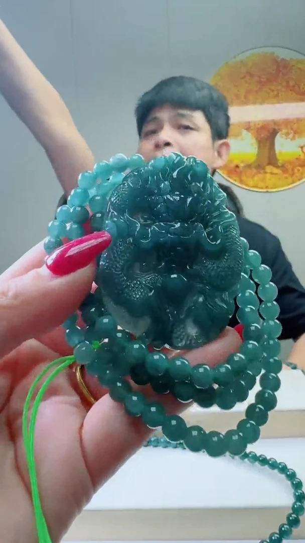 颈饰未镶嵌翡翠天然A货翡翠  多样性随机发其一