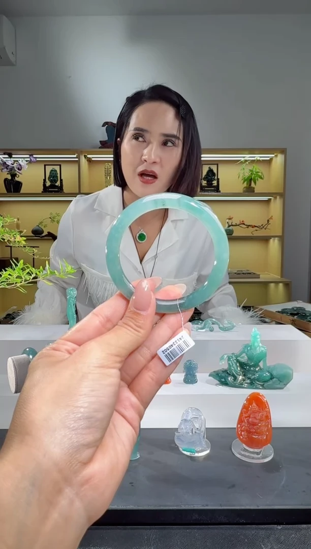 未镶嵌手镯翡翠55圈