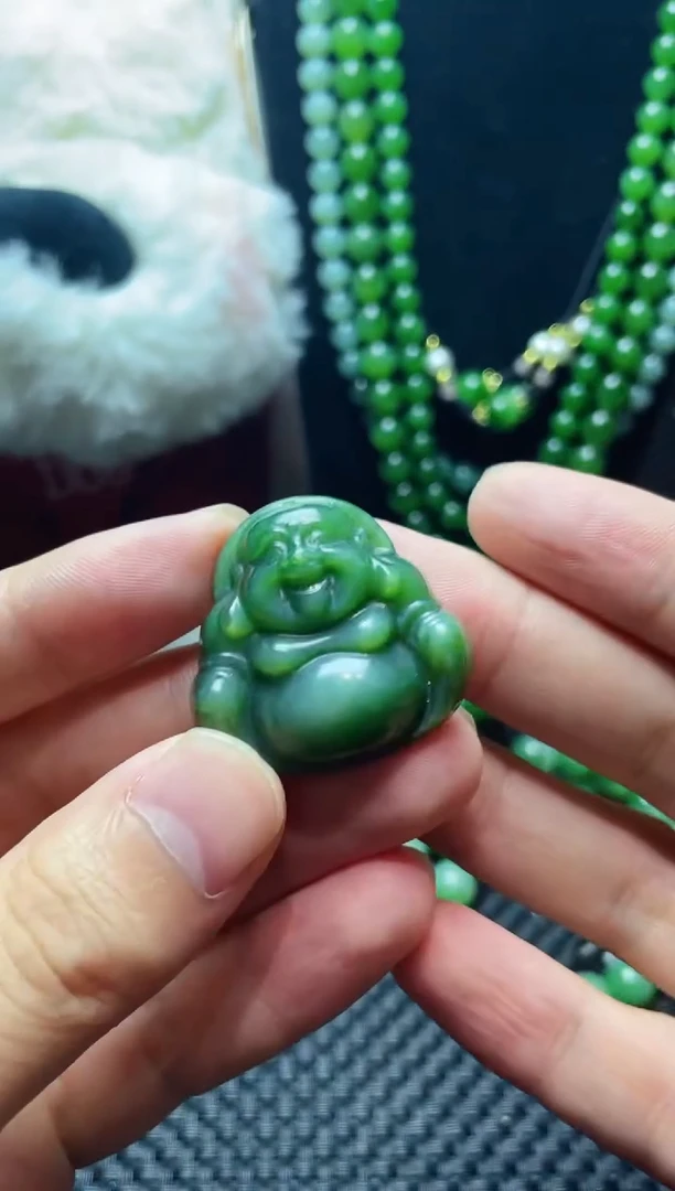 项链未镶嵌和田玉（碧玉）和田玉碧玉鸭蛋青佛公吊坠