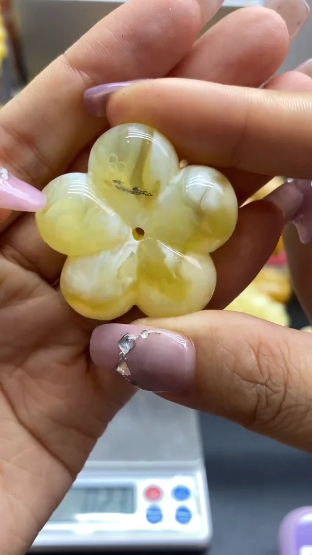 琥珀未镶嵌珠宝奇石2965