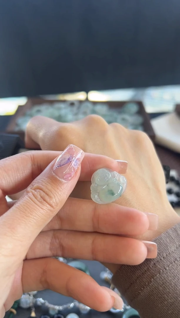 【闪购商品】翡翠吊坠(不含链)未镶嵌713买断