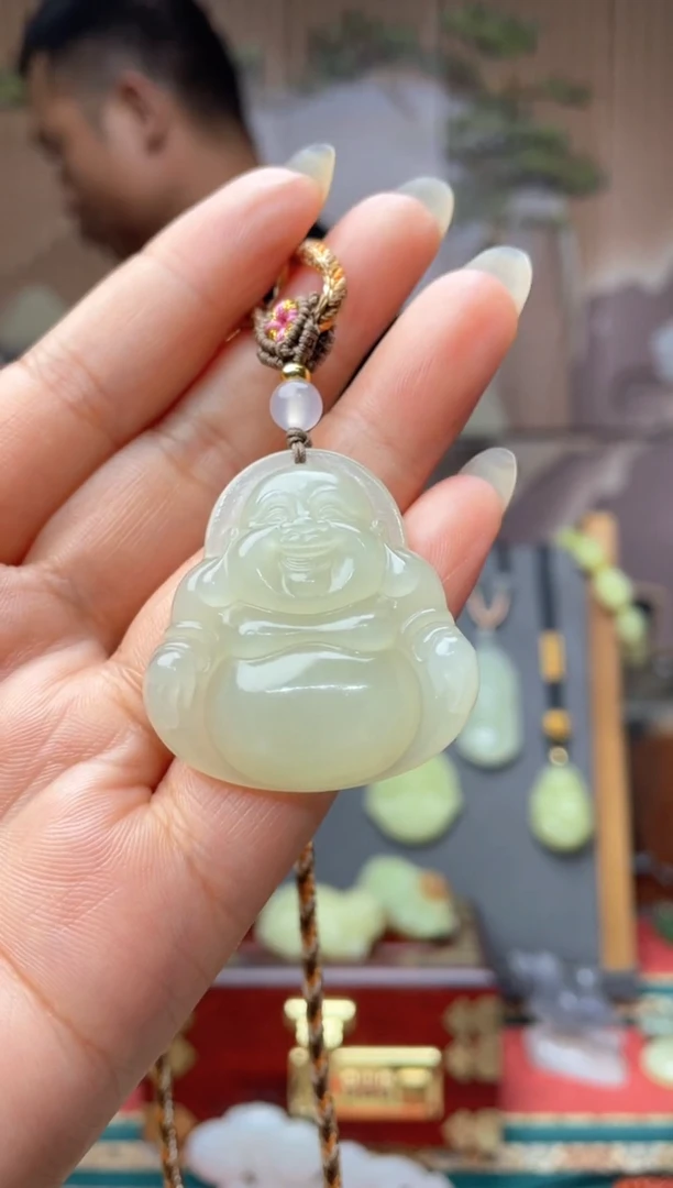 和田玉未镶嵌颈饰拍一发一