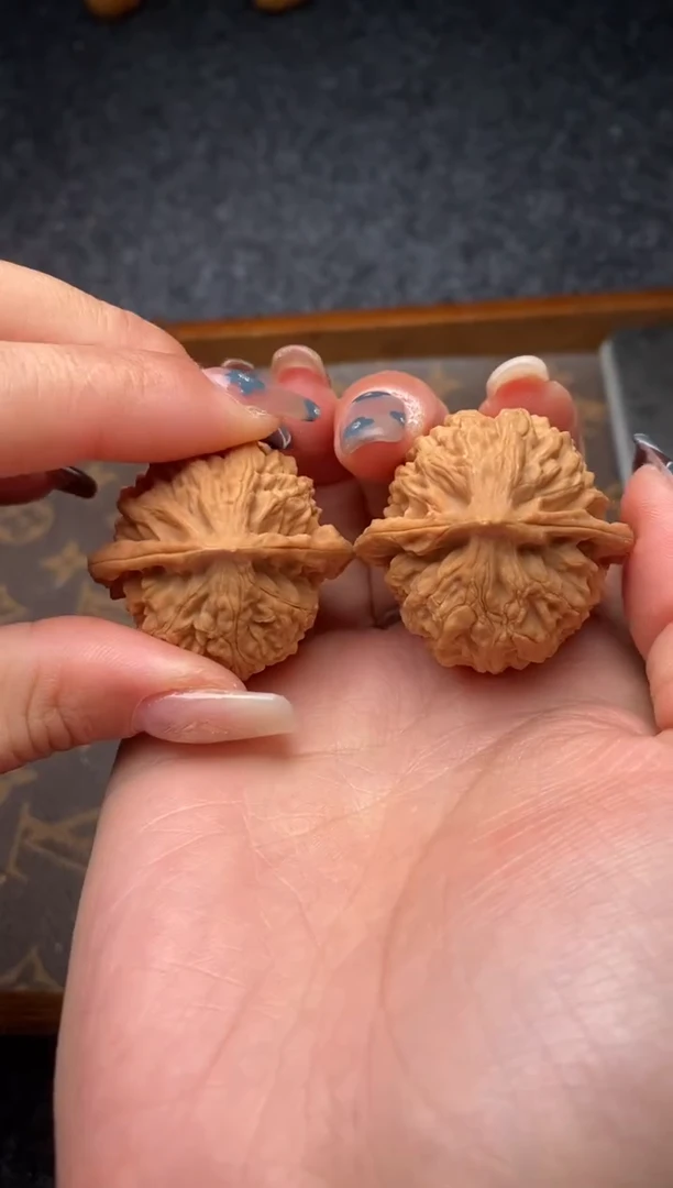 把件文玩核桃B24号38尺金牛