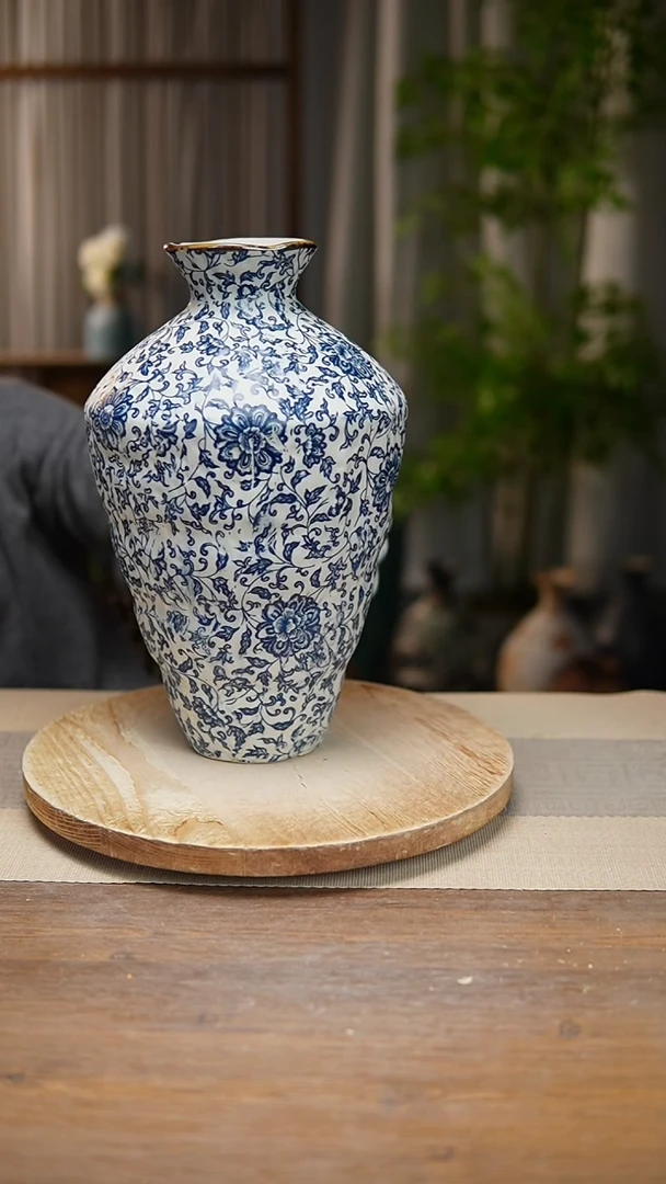 【闪购商品】陶瓷花器青花瓷缠枝莲高脚