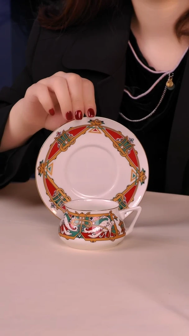 每天早上六点（故事小鸟）