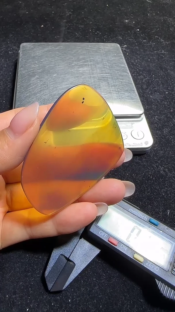 未镶嵌颈饰琥珀74587965