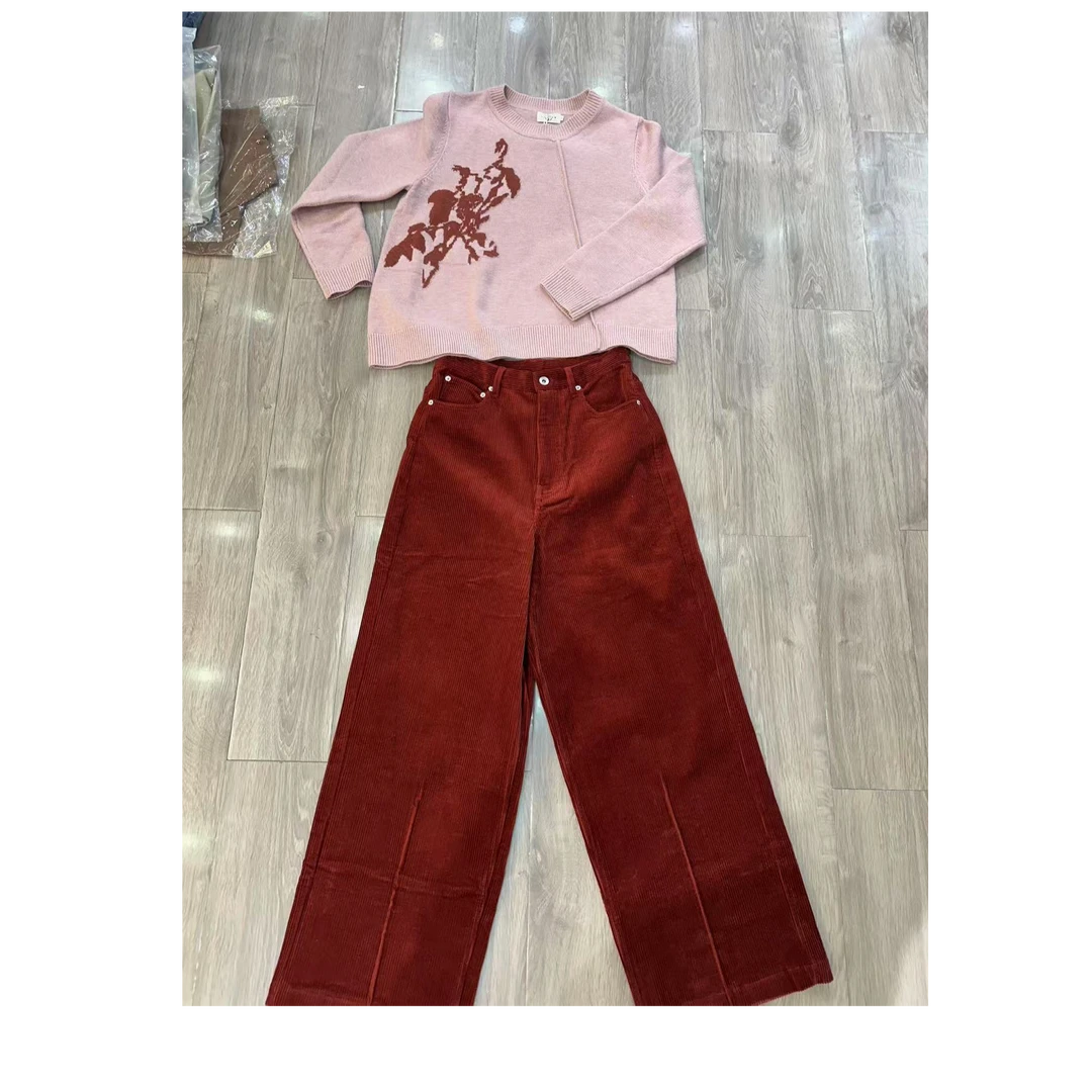 2024年自家原创设计印花刺绣毛衣和九分条绒裤子女款两件套套装