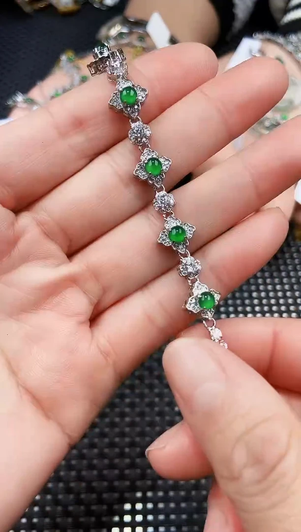 【闪购商品】翡翠手链未镶嵌11111111