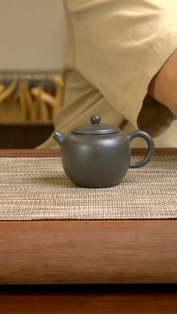 【闪购商品】壶黎石焕 园玉160CC薄胎蓝黑