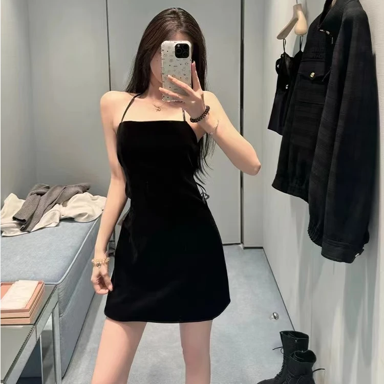 美式高级感性感时尚小众纯欲风辣妹露背紧身显瘦连衣裙女收腰短裙