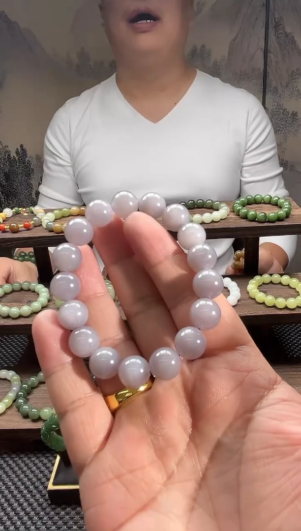 未镶嵌手链和田玉烟紫手串