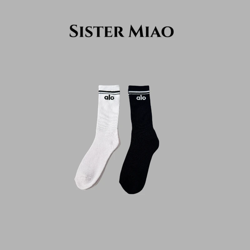 SISTER MIAO•百搭舒适黑白运动袜