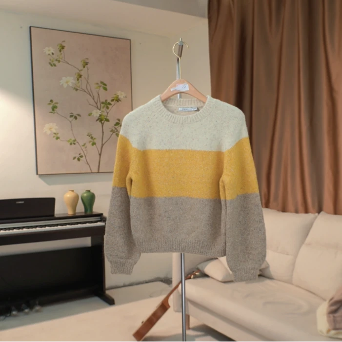 G117 秋冬三色拼接柔软舒适针织毛衫女 XC40