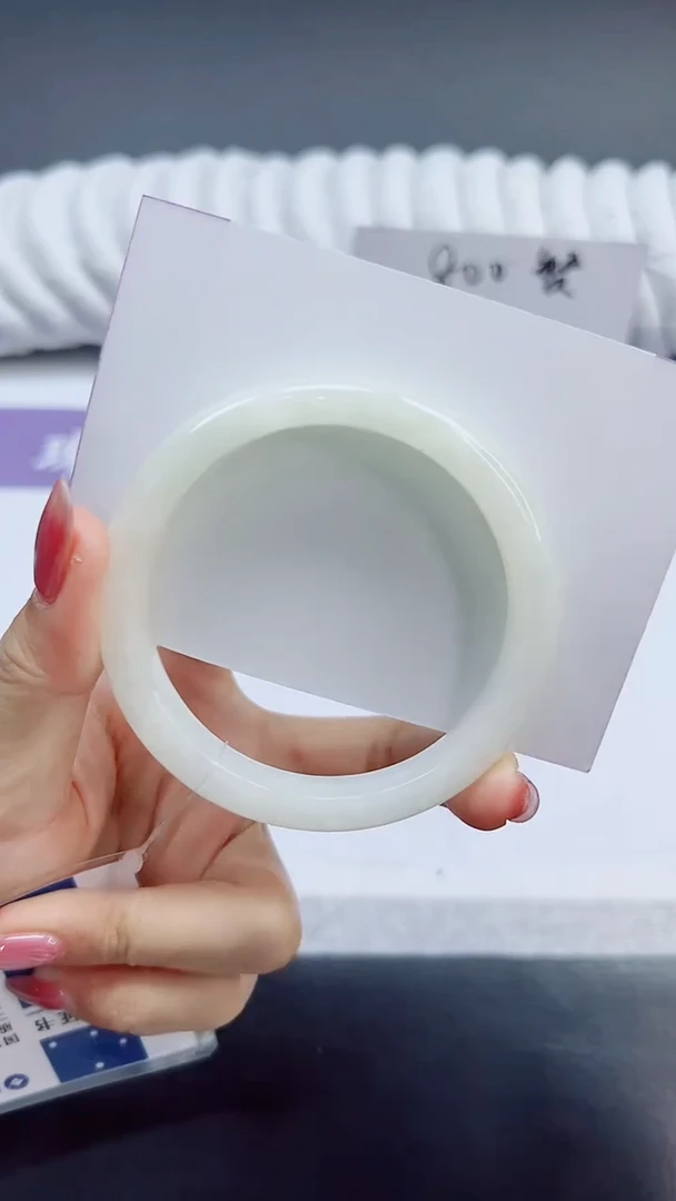 未镶嵌手镯和田玉38/61.3HTB