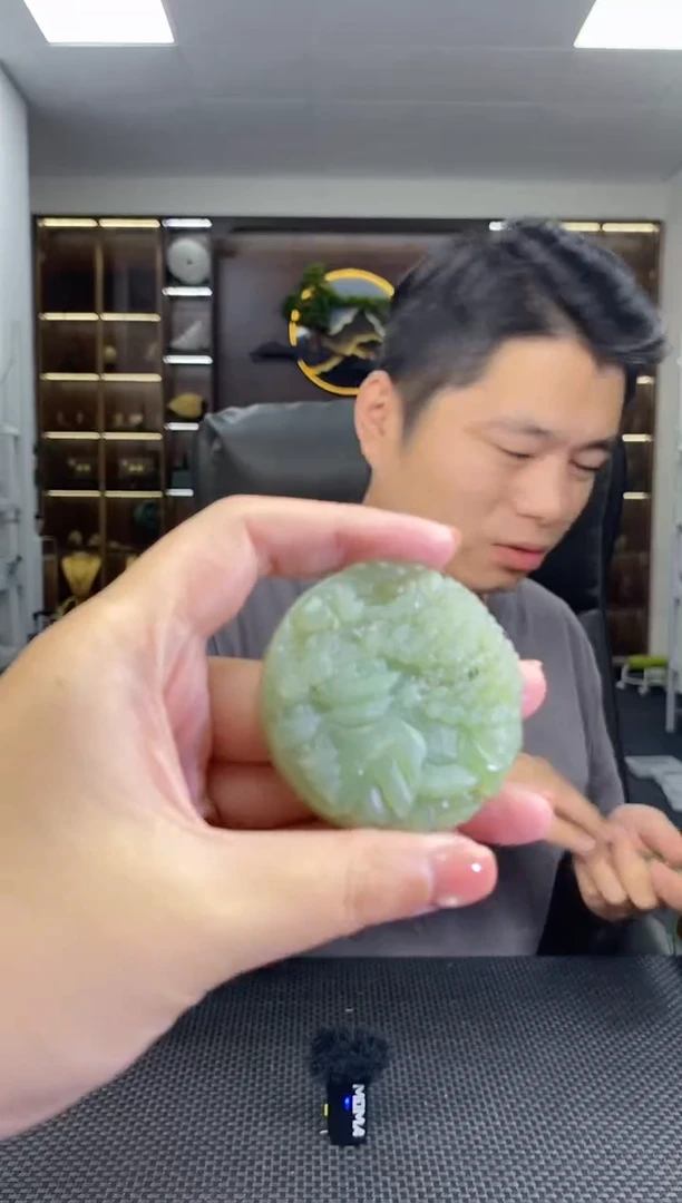 颈饰未镶嵌和田玉山水清货3