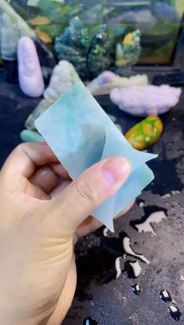 颈饰未镶嵌翡翠 天然翡翠012