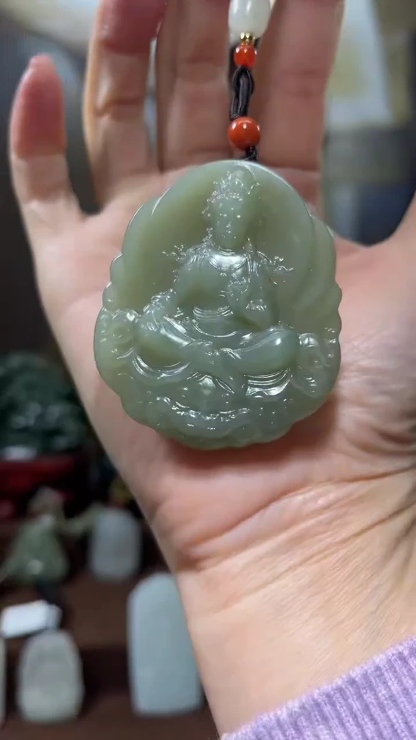 颈饰未镶嵌和田玉·