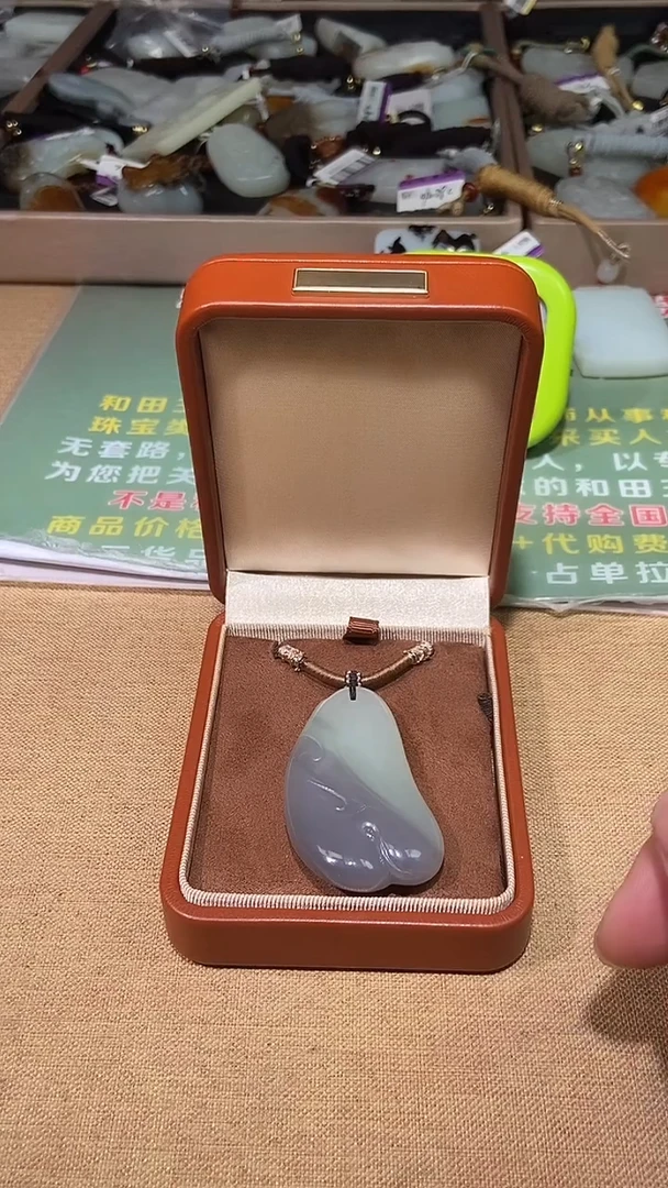 颈饰未镶嵌和田玉屁****息多样性拍一发一