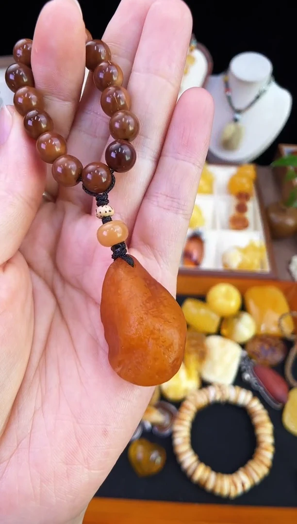 琥珀未镶嵌珠宝奇石柒月