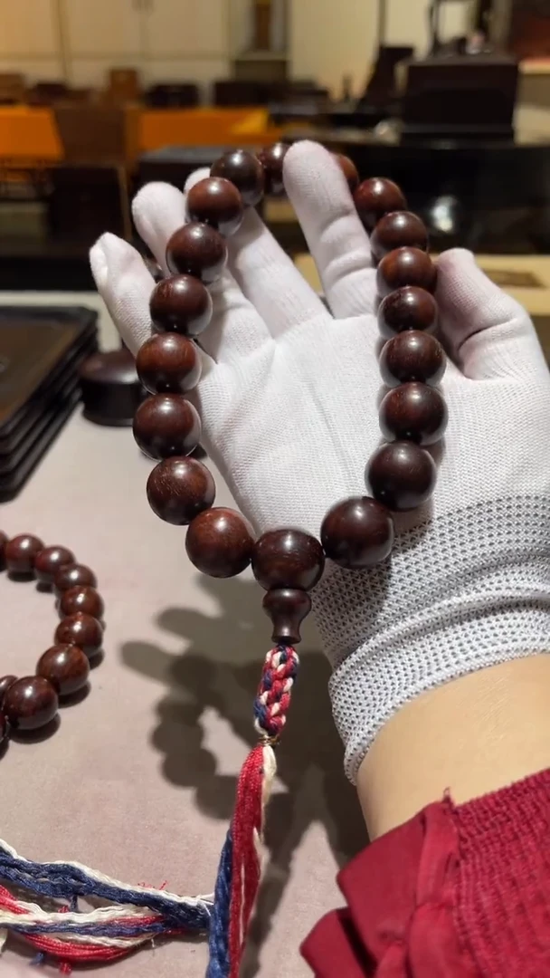檀香紫檀（小叶紫檀）精品木艺1.8手持精工细作