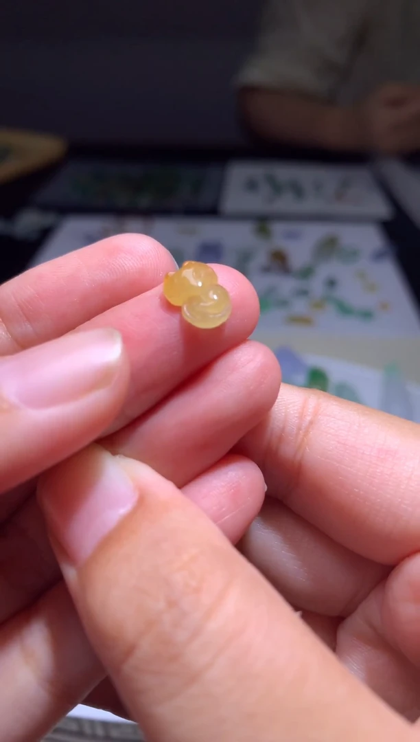 未镶嵌定制翡翠毛货