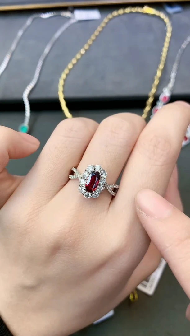 【闪购商品】红宝石戒指18K金镶嵌1