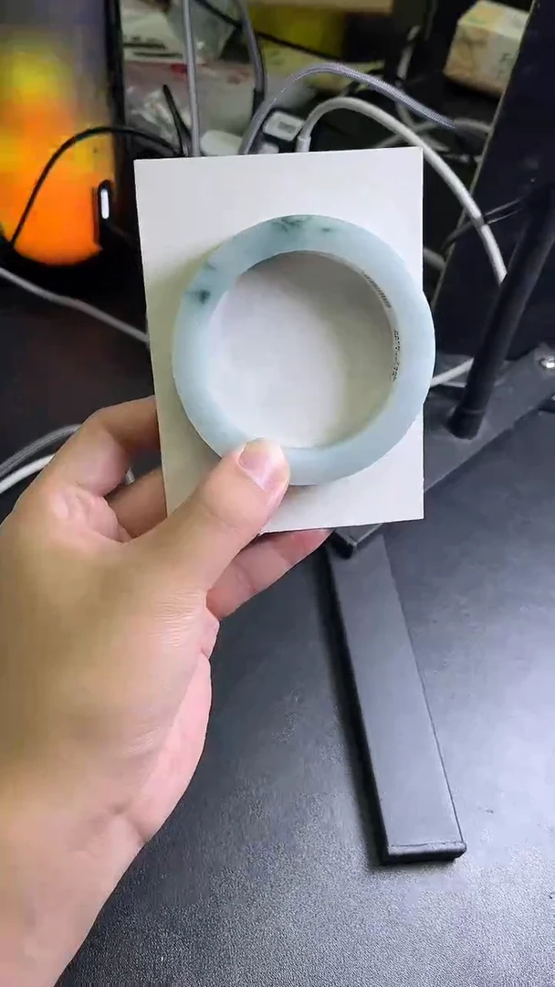 未镶嵌手镯定制翡翠隐***膀定制