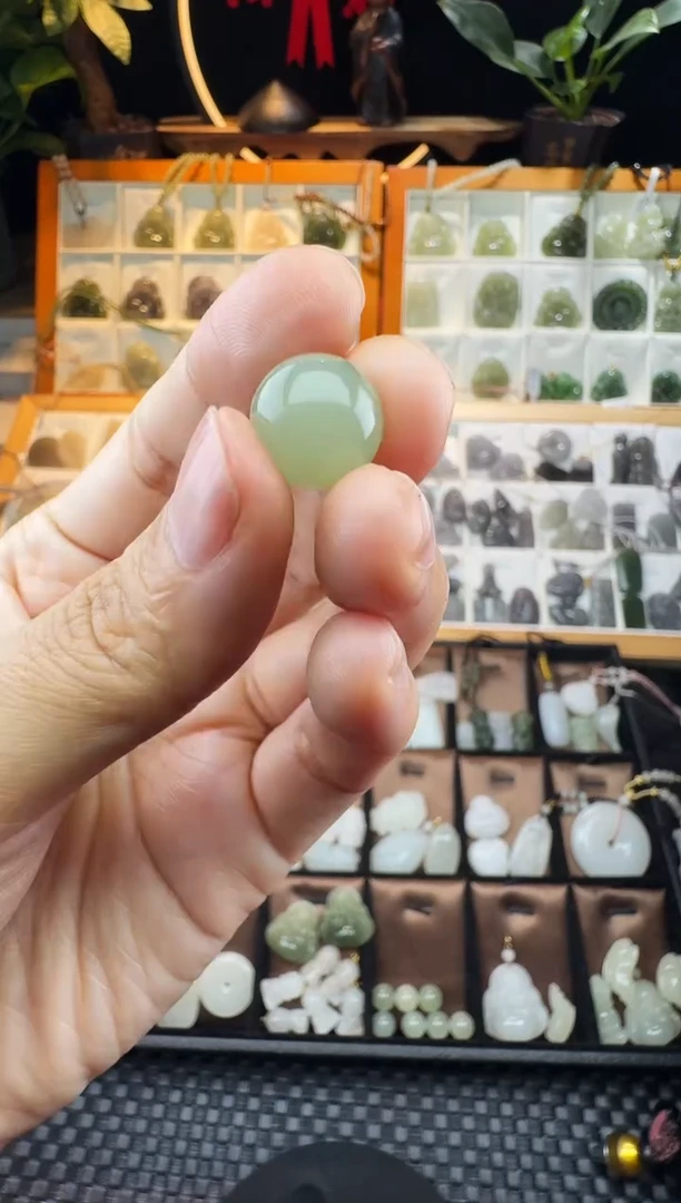 【闪购商品】和田玉颈饰未镶嵌单株