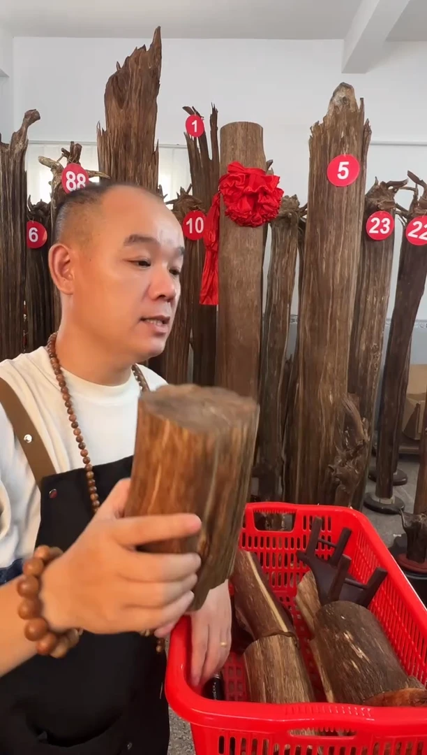 沉香碎屑沉香沉香原料