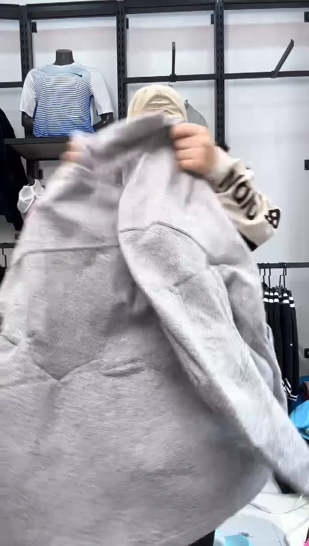 2568编码  瑕疵直播间过款为准 尺码XL