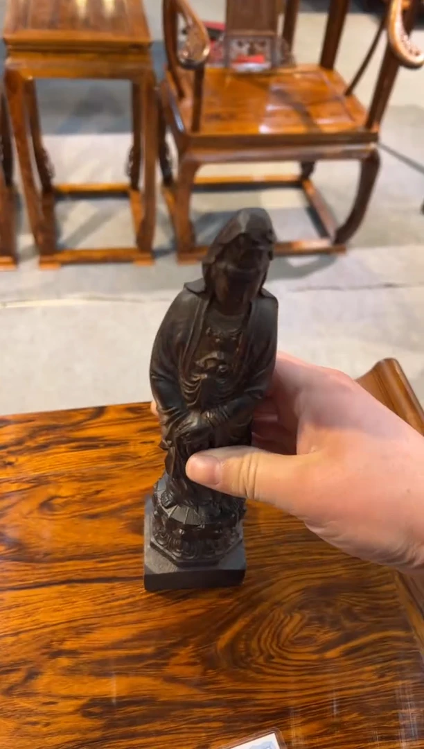 【闪购商品】花梨木类木雕摆件