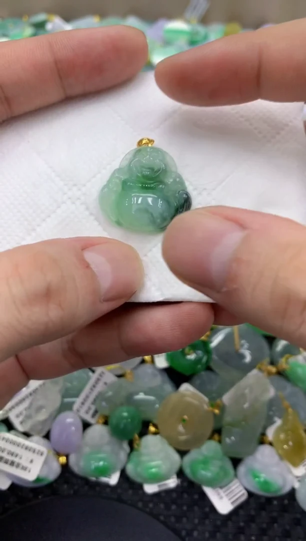 颈饰未镶嵌翡翠天然缅甸翡翠A货