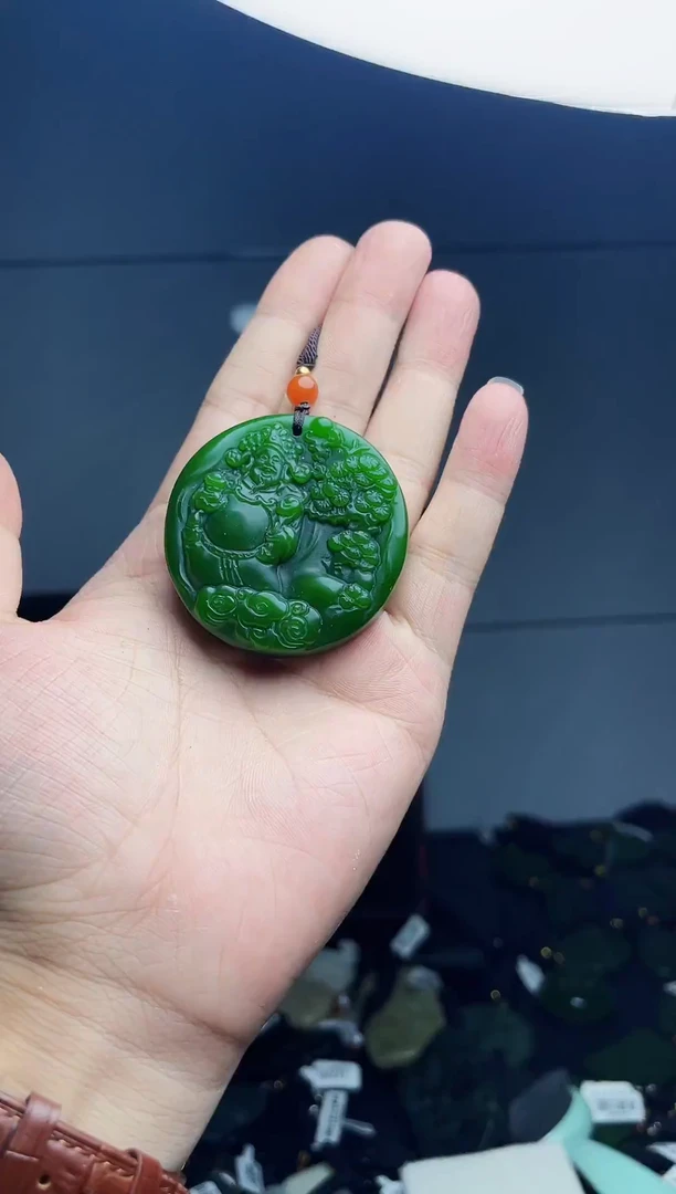 颈饰未镶嵌和田玉1
