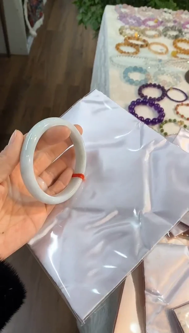 未镶嵌手镯翡翠翡翠手镯