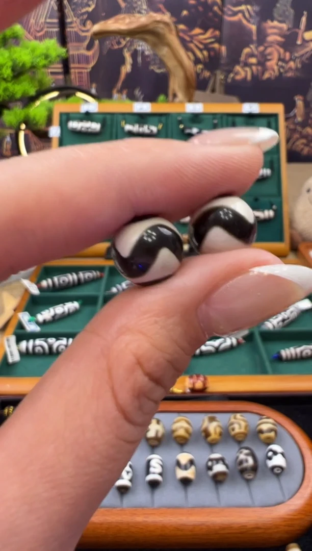 合金颈饰玛瑙/玉髓（覆膜）4.(微瑕随机发货)