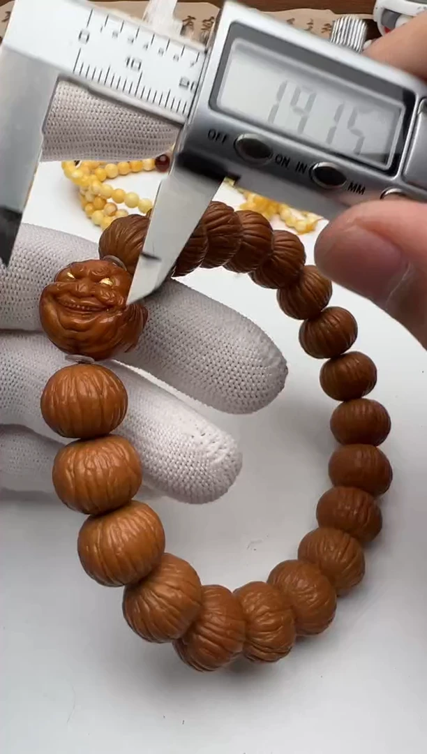【闪购商品】猴头核桃手串18K金镶嵌猴头手串