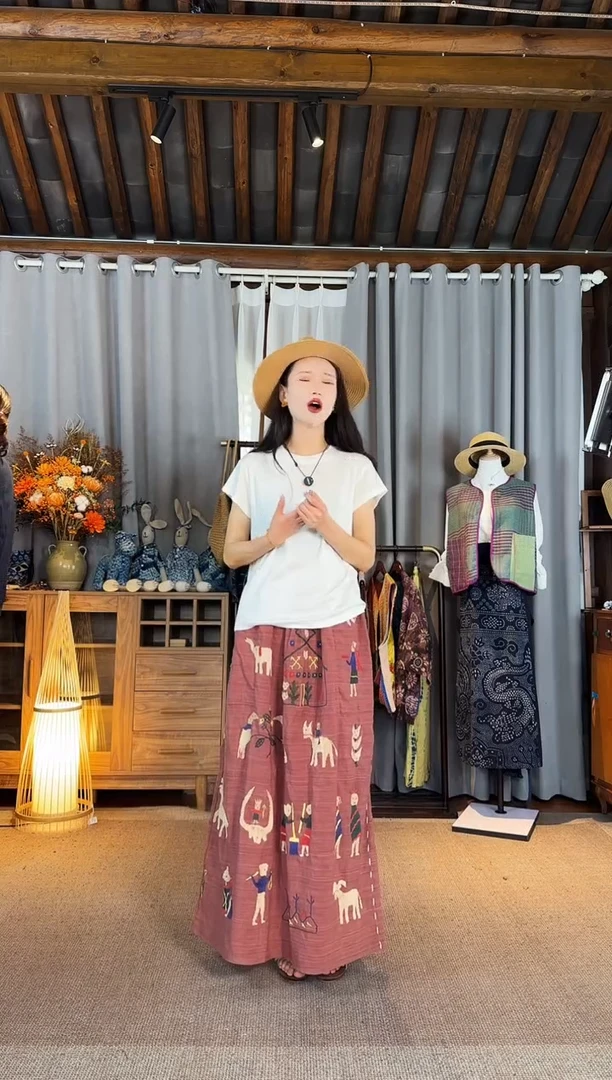 设计师款白色天丝羊毛短袖