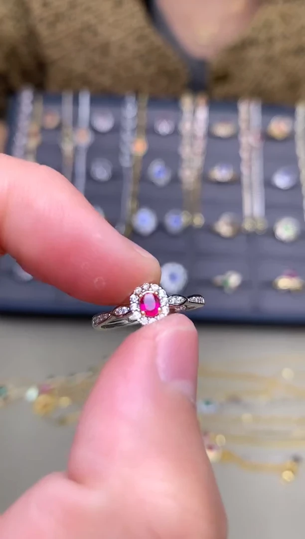 银S925镶嵌戒指红宝石戒指