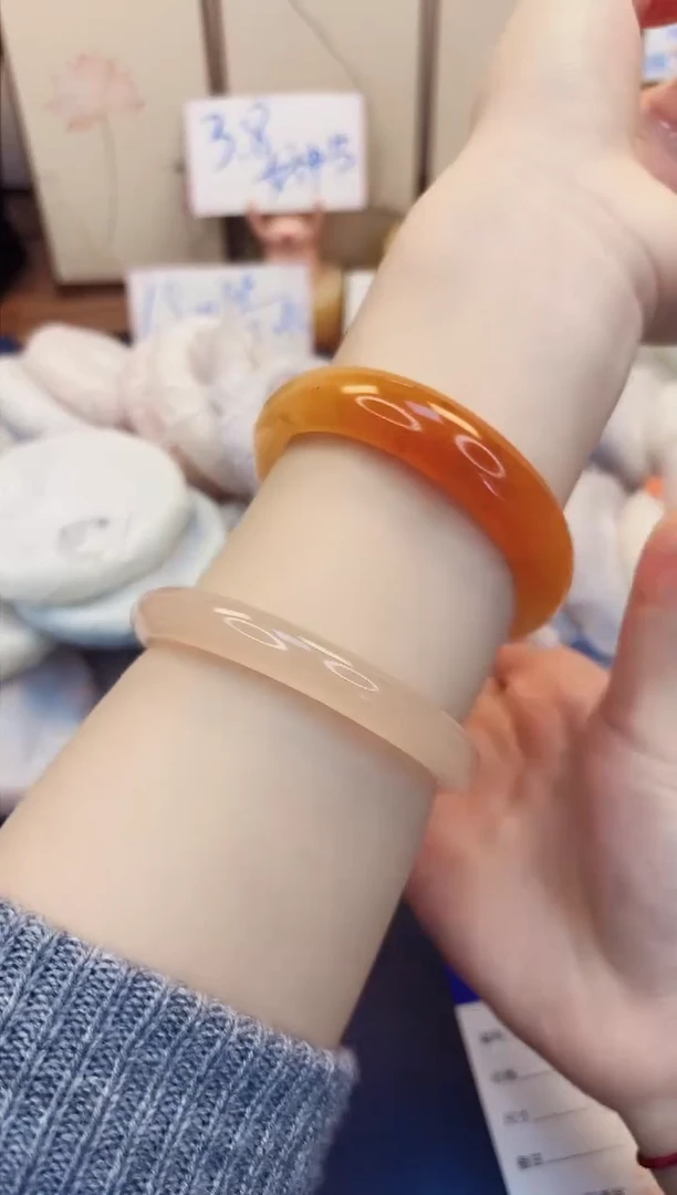 【闪购商品】石英质玉手镯未镶嵌144-财气镯-圈口57