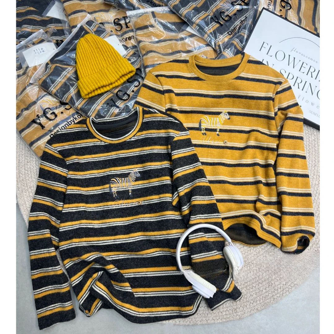 韩系撞色条纹刺绣小马T恤女2025冬季宽松首尔云感绒打底衫5062