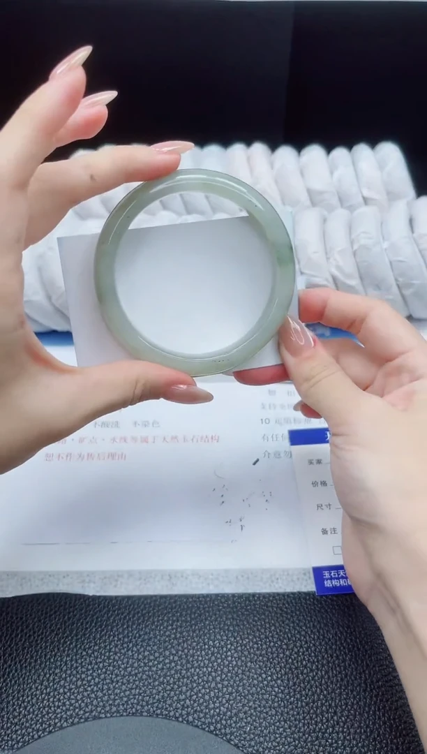 石英质玉手镯未镶嵌179-60.3