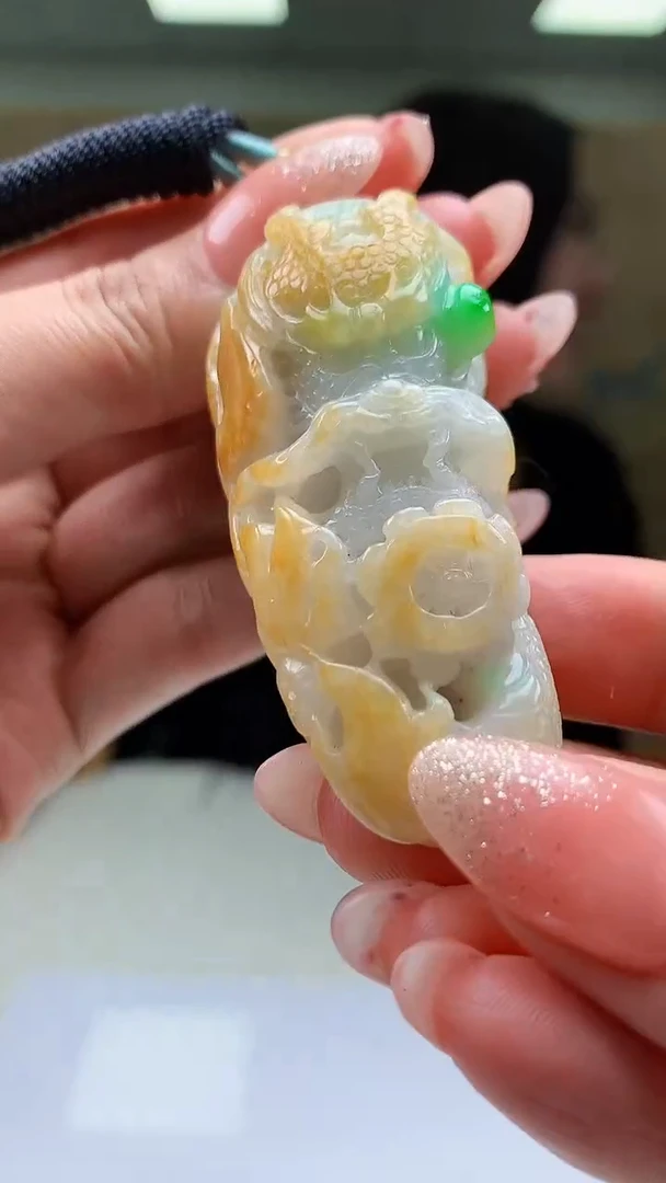 【闪购商品】定制翡翠未镶嵌4829MM-毛货挂件44