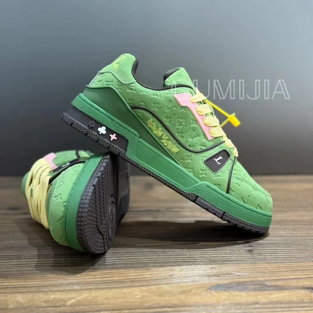 专柜26800新款时尚百搭透气舒适休闲男鞋S1109绿